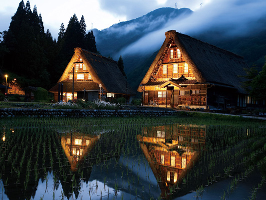 Gokayama Gassho-style village