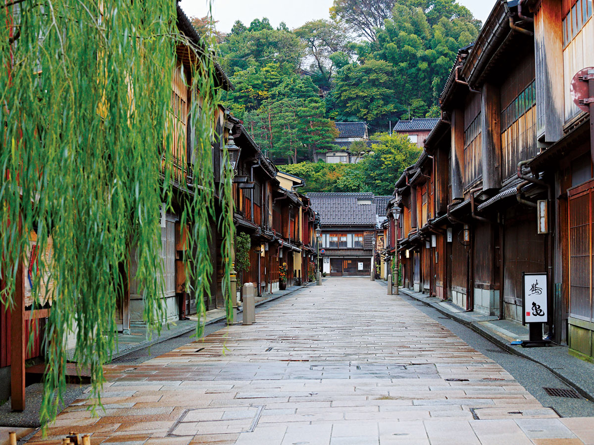 higashi chaya district